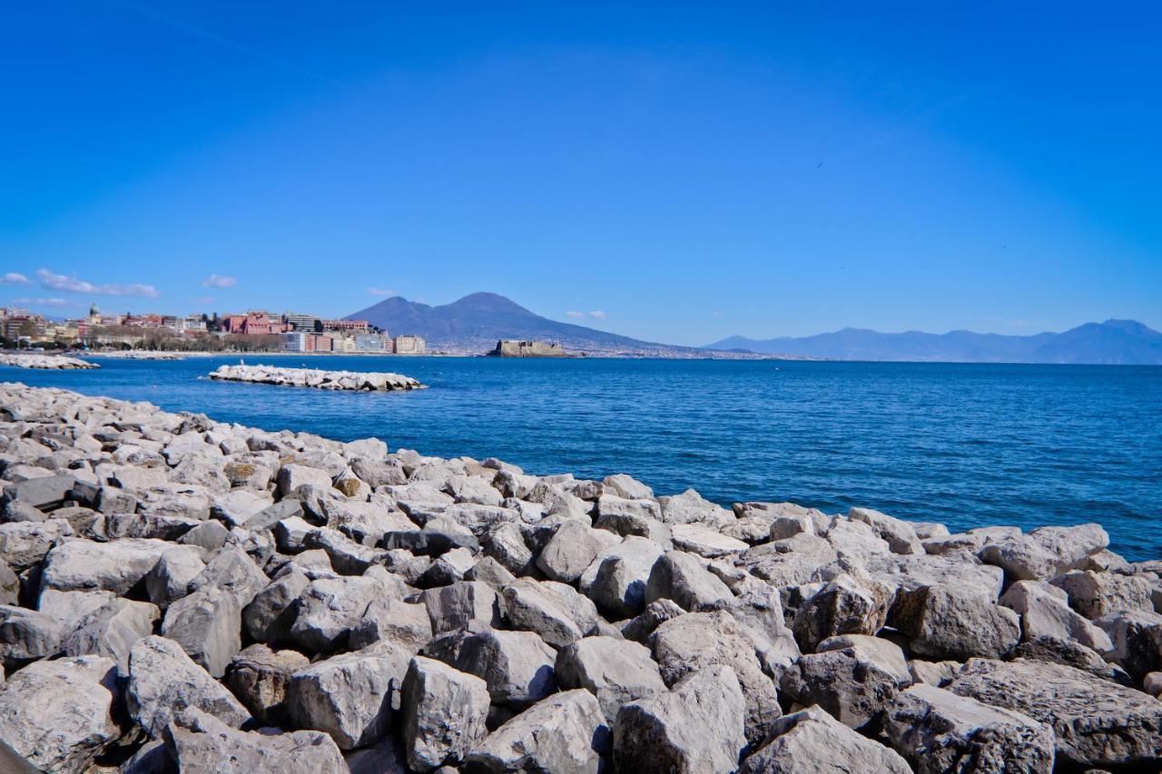 Casa Vacanze Mergellina 84 Chiaia, Stadio Maradona Lungomarecaracciolo Napoli Exterior foto