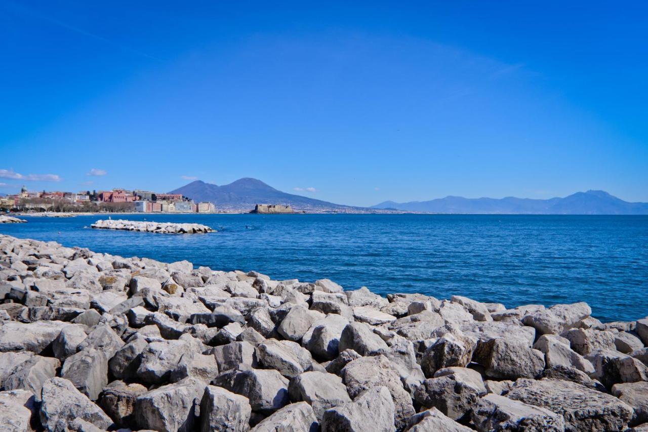 Casa Vacanze Mergellina 84 Chiaia, Stadio Maradona Lungomarecaracciolo Napoli Exterior foto